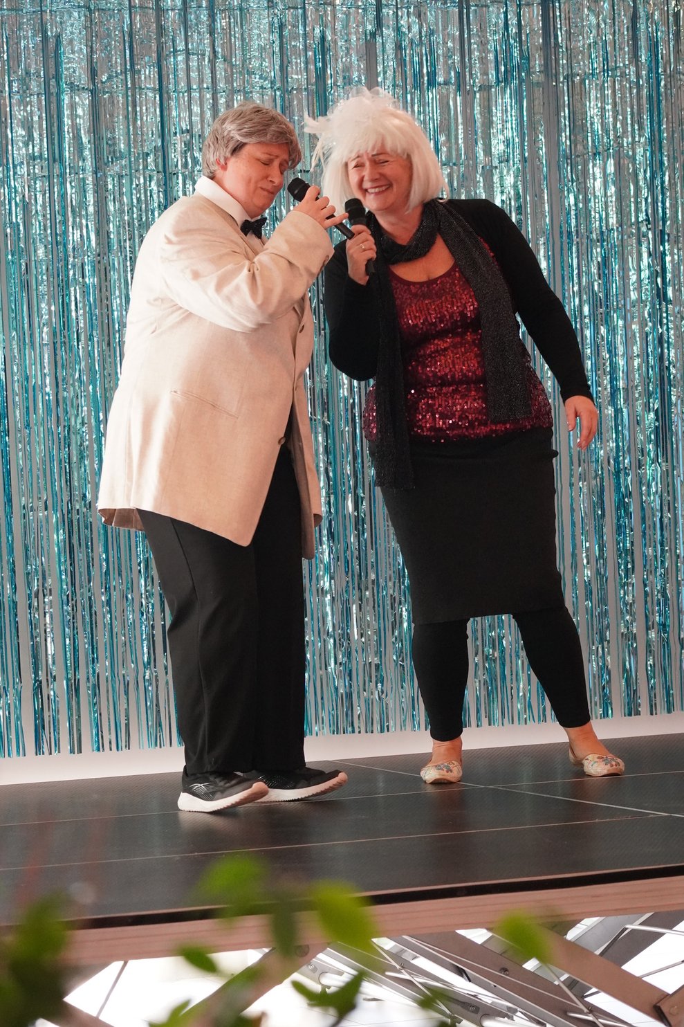 Mit „Islands in the Stream“ sorgte das Duo für einen gefühlvollen Höhepunkt der Show.